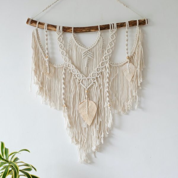 macrame-novy-trend-pletene-dekorace-zavesna-boho-styl-rucni-fair-trade-vyroba-detail