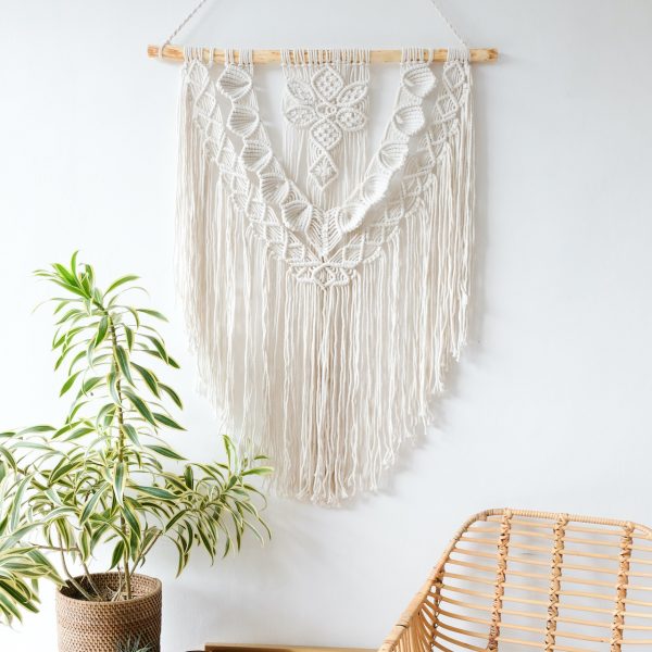 macrame-novy-trend-pletene-dekorace-zavesna-boho-styl-rucni-vyroba