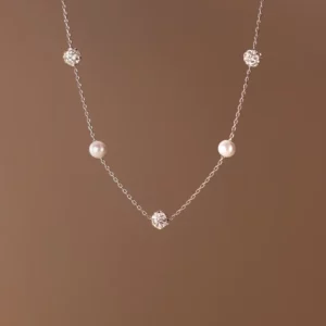 Stříbrný náhrdelník s Perlami